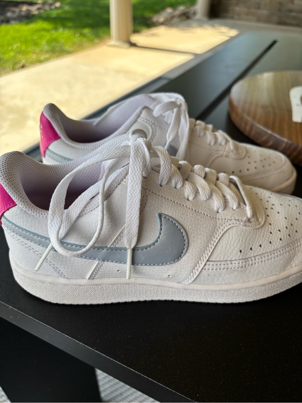 Nike Women's White Leather Sneakers with Gray Swoosh and Pink Heel Tab size 7